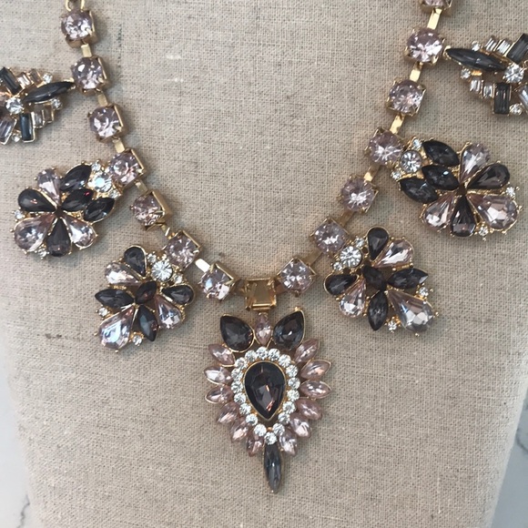 3/$24 Jewelled Statement Necklace - Picture 2 of 2